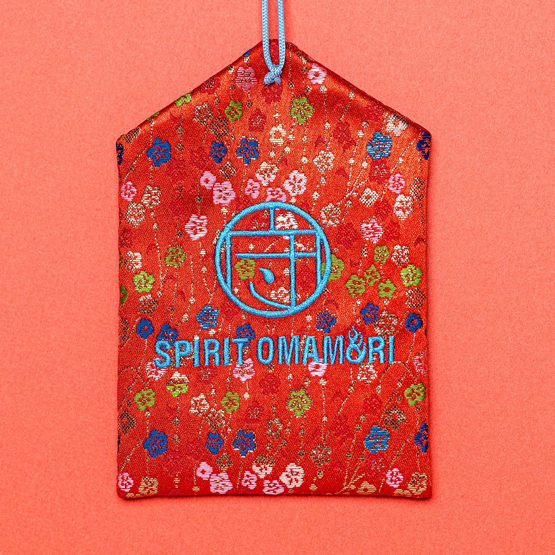 【数量限定生産】【発送予定：8月下旬】Girls Pop Magic Omamori Charm – Large